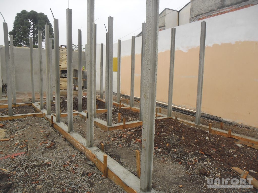 Fundação da casa: o que é, tipos e por que ela é essencial para a segurança da sua construção